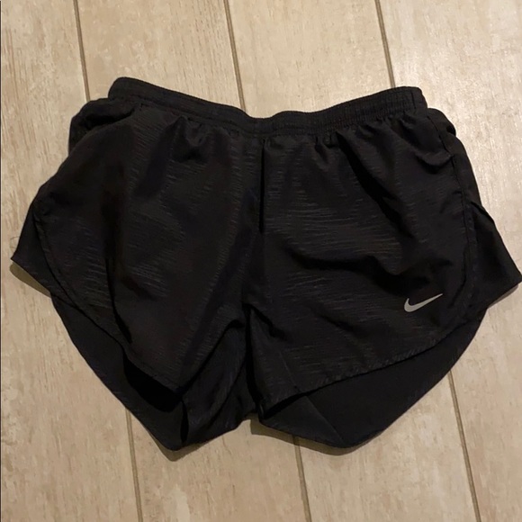 Nike Pants - Nike Women’s dri-fit shorts